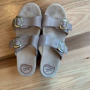 Dansko sandal wedges size 39
